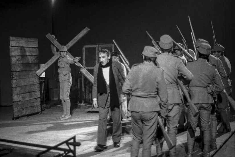 Tadeusz Kantor i malarstwo: techniki, które zmieniły polską sztukę