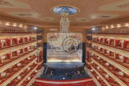 Teatr Bolszoj: fascynująca historia, niezapomniane spektakle i co słychać dziś w rosyjskiej scenie teatralnej