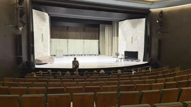 Teatr Ludowy voucher – odkryj ceny, rodzaje i sposoby ich wykorzystania